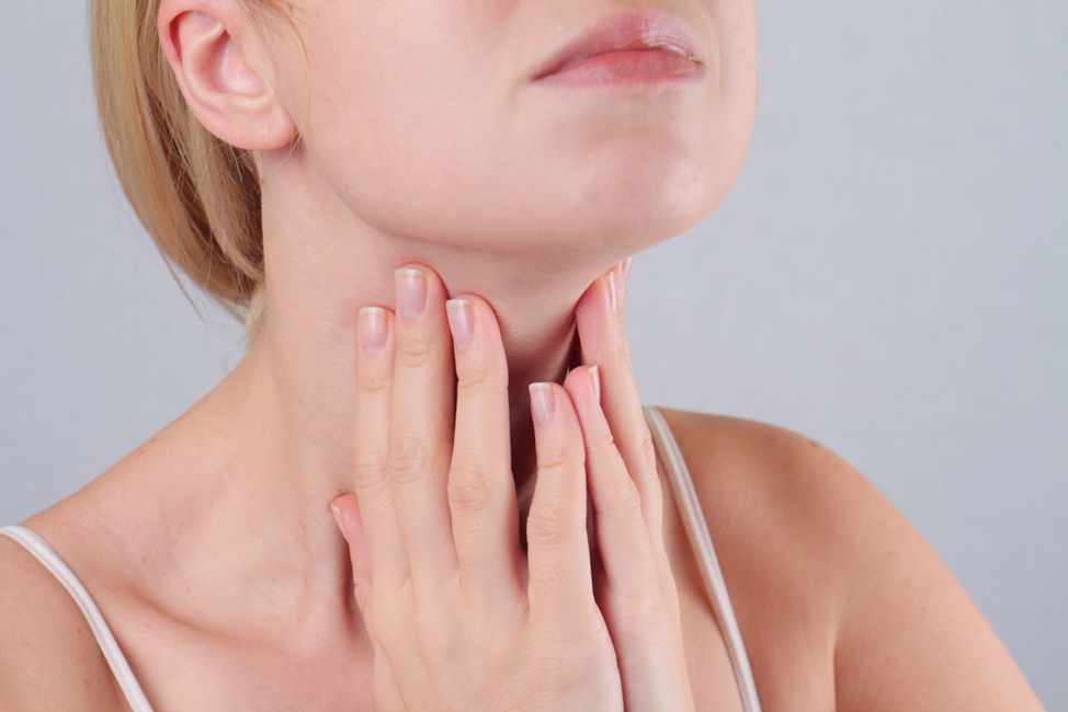 Знай болезнь в лицо: признаки щитовидки у женщин